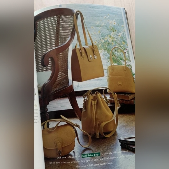 Dooney & Bourke Vintage Arrowhead Collection: North/South Tote, 1996 - Picture 3 of 15